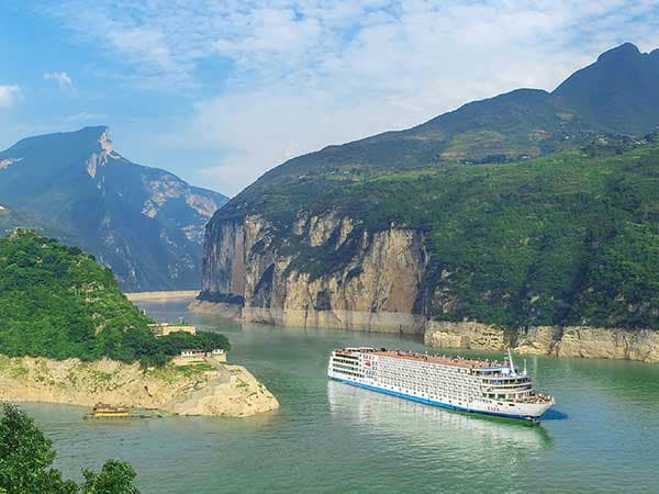 11 Days Best Yangtze River Cruise Tour - Beijing, Xi'an, Chongqing, Yangtze Cruise, Yichang, Shanghai
