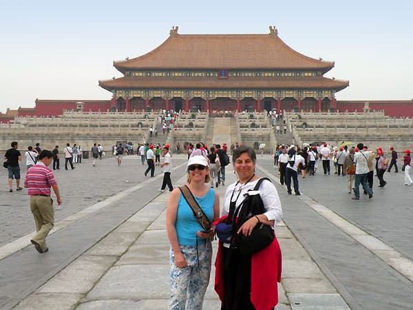 One Month Tour to China - Beijing, Xi'an, Chengdu, Jiuzhaigou, Lhasa, Shangri-la, Lijiang, Dali, Kunming, Chongqing, Yangtze Cruise, Yichang, Shanghai, Huangshan, Hangzhou, Guilin, Hong Kong